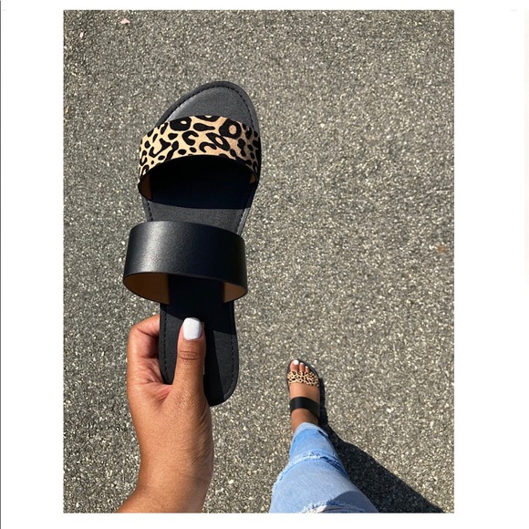 Qupid Shoes - ✨MY #1 SELLERS✨NIB:Tan/Black Leopard Two Strap Slide On Summer Sandals